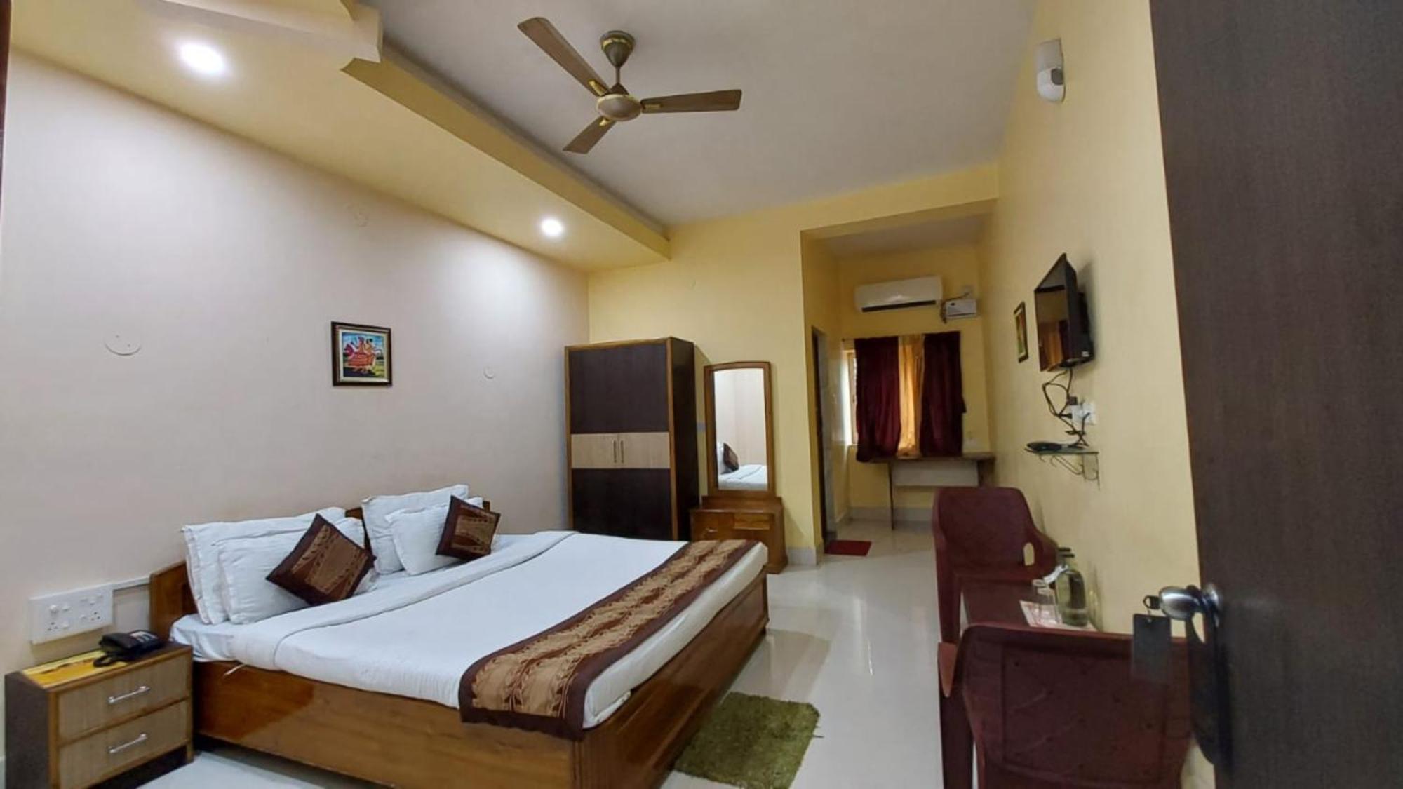 Goroomgo Silicon Residency Puri Near Sea Beach & Temple - Luxurious Room - Lift And Parking Facilities - Best Seller 外观 照片