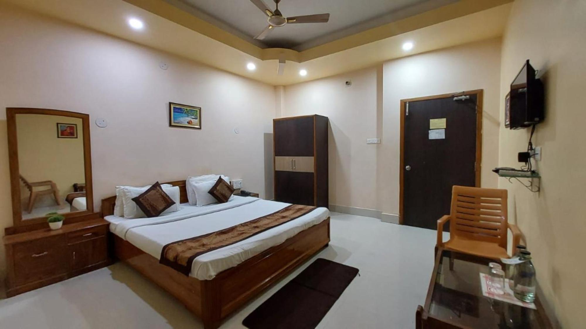 Goroomgo Silicon Residency Puri Near Sea Beach & Temple - Luxurious Room - Lift And Parking Facilities - Best Seller 外观 照片