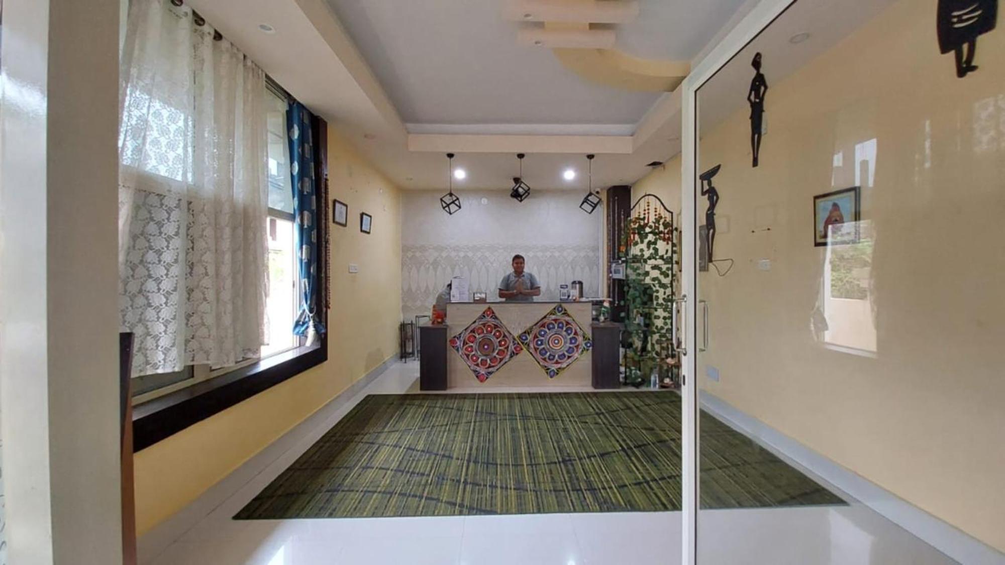 Goroomgo Silicon Residency Puri Near Sea Beach & Temple - Luxurious Room - Lift And Parking Facilities - Best Seller 外观 照片