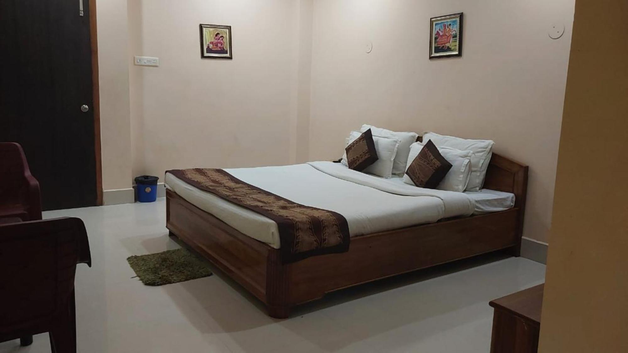 Goroomgo Silicon Residency Puri Near Sea Beach & Temple - Luxurious Room - Lift And Parking Facilities - Best Seller 外观 照片